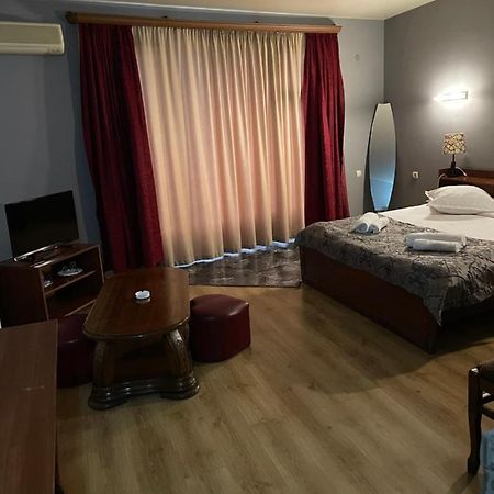 Hotel Era Tbilisi Bagian luar foto