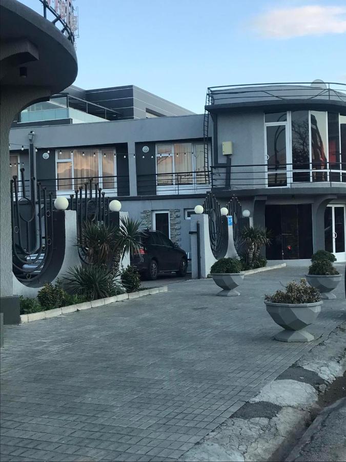 Hotel Era Tbilisi Bagian luar foto