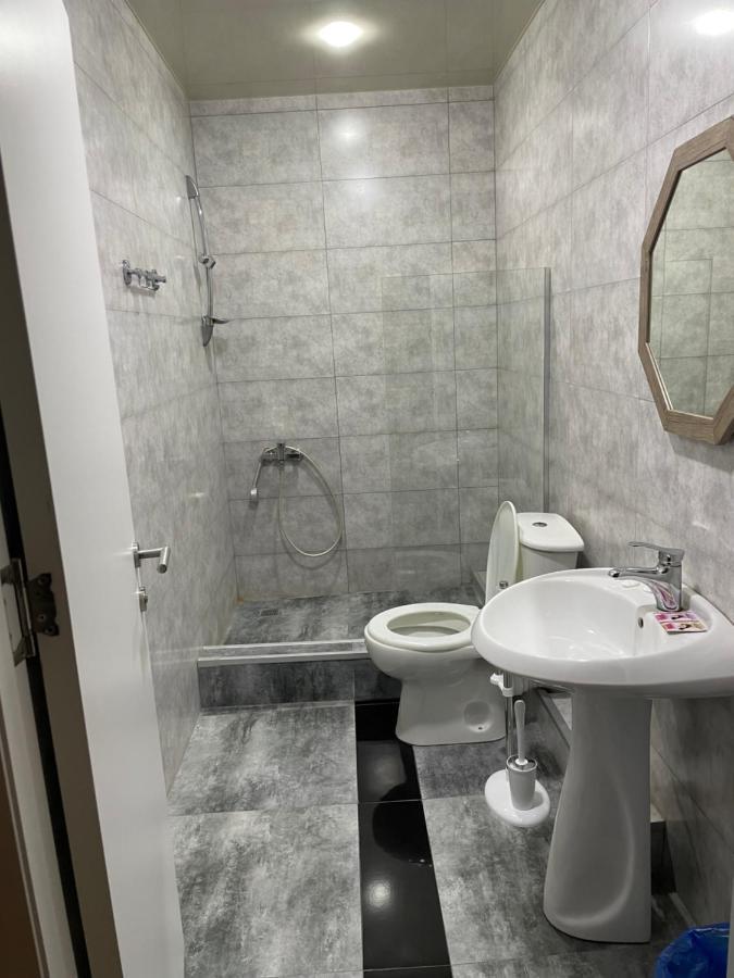 Hotel Era Tbilisi Bagian luar foto