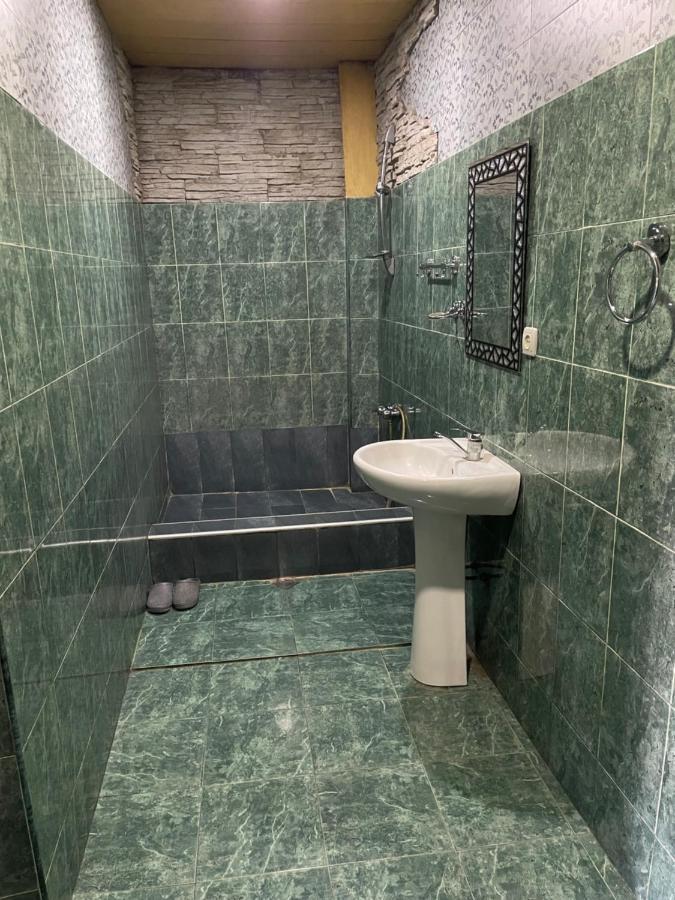 Hotel Era Tbilisi Bagian luar foto