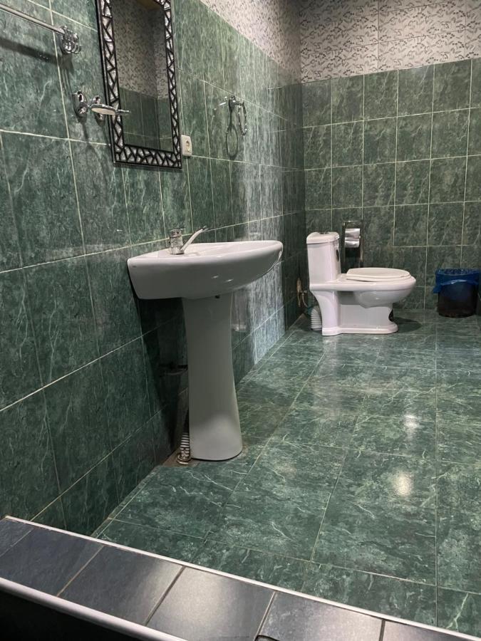 Hotel Era Tbilisi Bagian luar foto